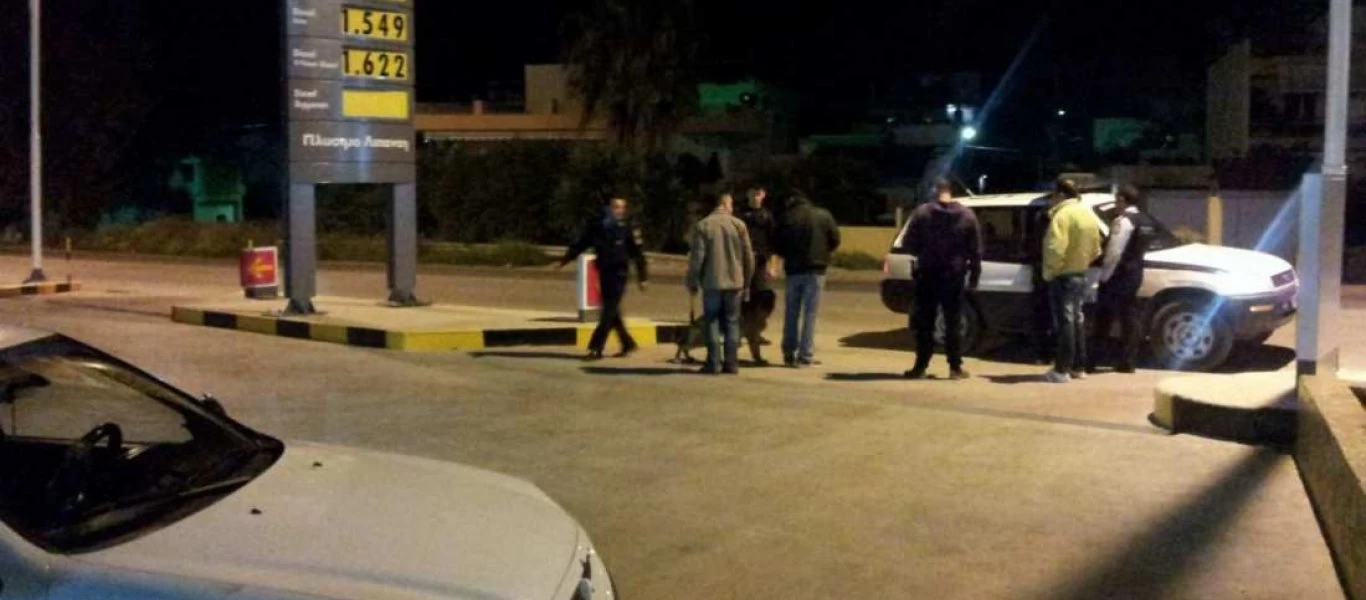 «Εμβόλισαν» βενζινάδικο με κλεμμένο Ι.Χ. στον Τύρναβο - Ο ιδιοκτήτης όμως είχε «άγριες» διαθέσεις